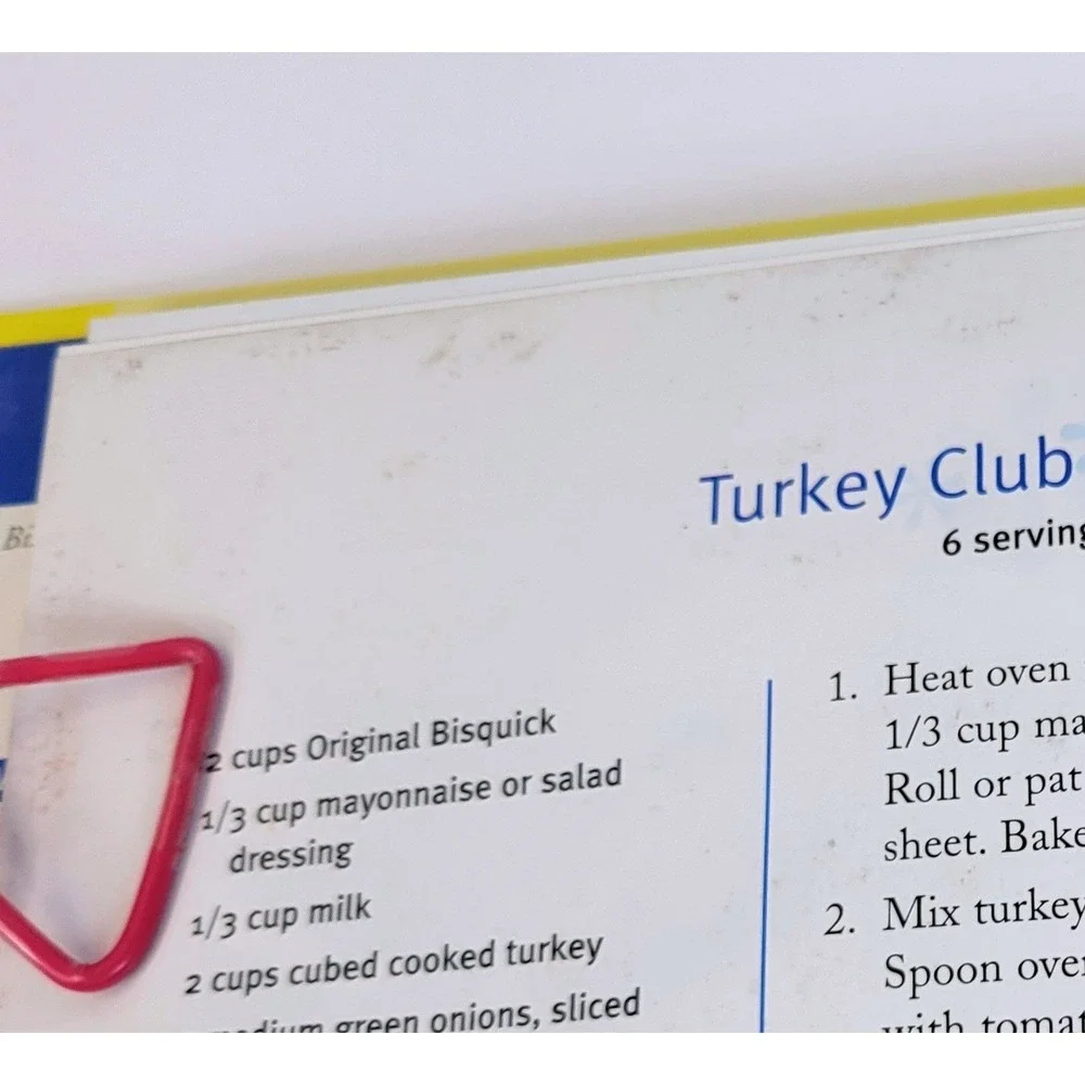 Betty Crocker Bisquick Cookbook Hardback Spiral Bound Recipes Book 2000's Era